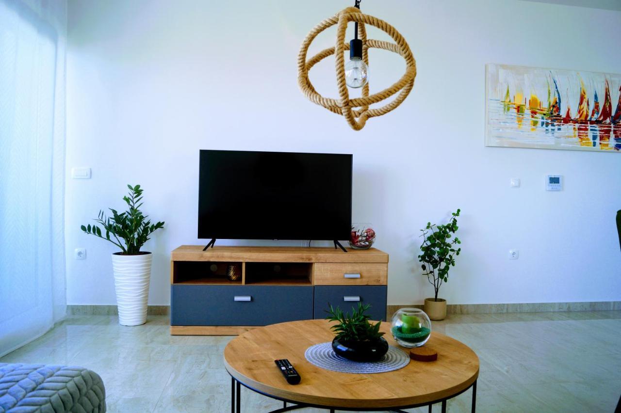 Apartment Ivona With Beautiful Seaview ماكارسكا المظهر الخارجي الصورة