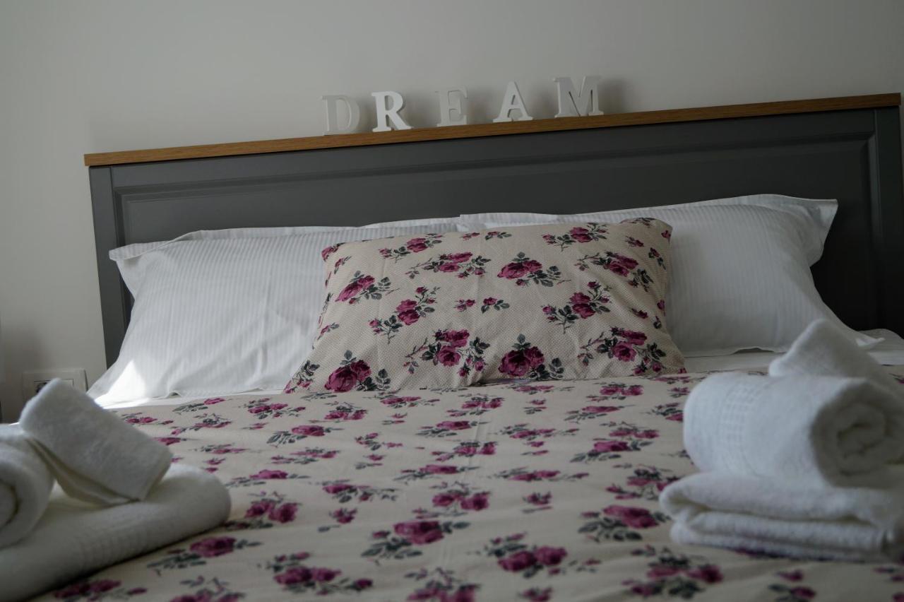 Apartment Ivona With Beautiful Seaview ماكارسكا المظهر الخارجي الصورة